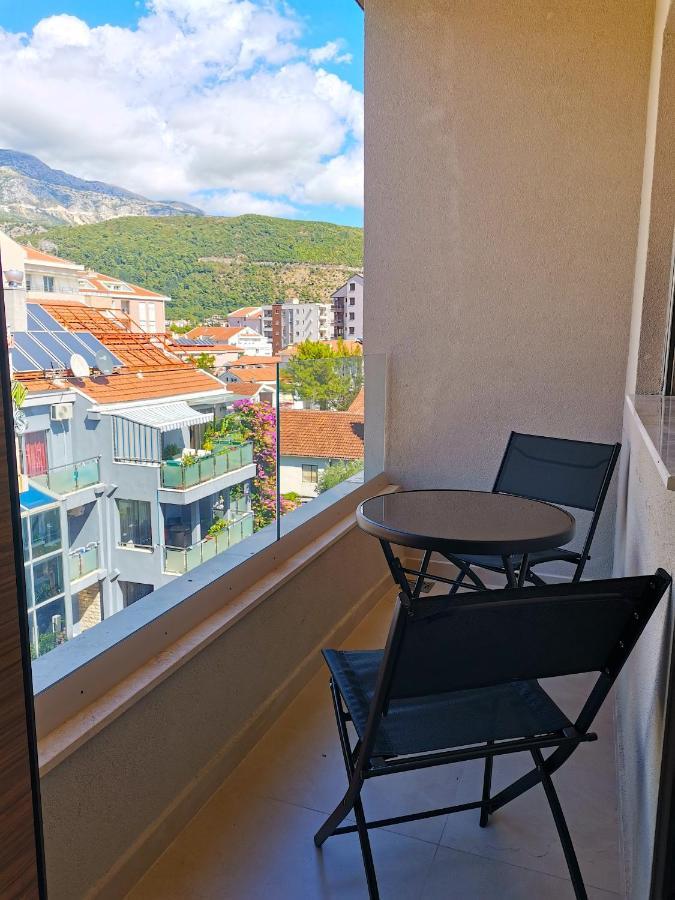 Apartments Lora Zmajeva, 7 Budva Exterior foto